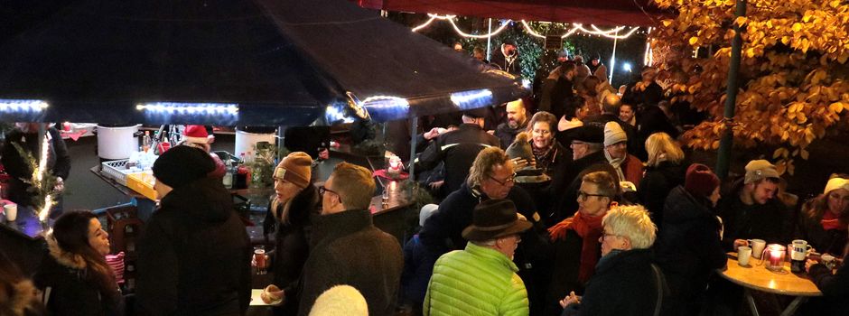 15. Uckendorfer Adventsmarkt: Glühwein, Live-Musik, Stockbrot und ein Nikolaus