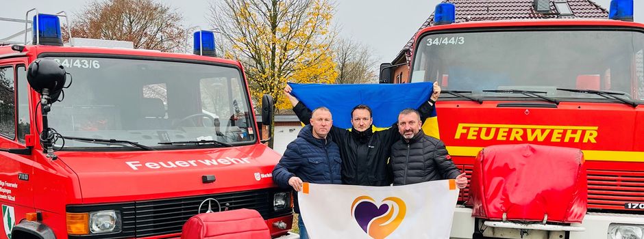 Fahrzeuge zur Brandbekämpfung in der kriegsgeplagten Ukraine