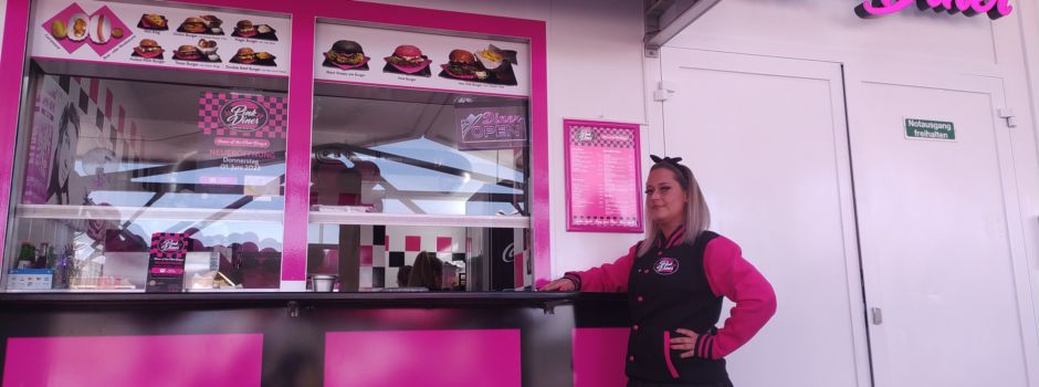Von der Imbissbude zum Diner: Das erwartet euch im „Pink Diner“