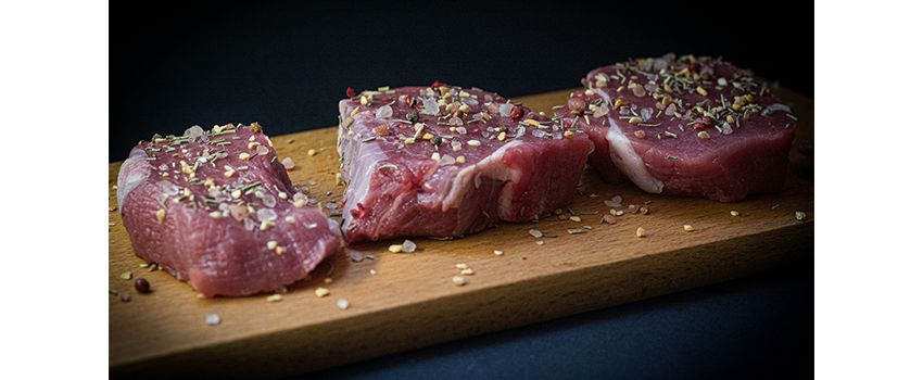 Deftige Freude in Hillesheim: KJS lädt zum traditionellen Schlachtfest