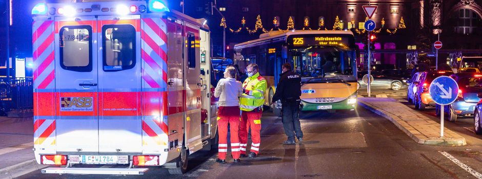 Frau (19) bei Busunfall am Wiesbadener Hauptbahnhof verletzt