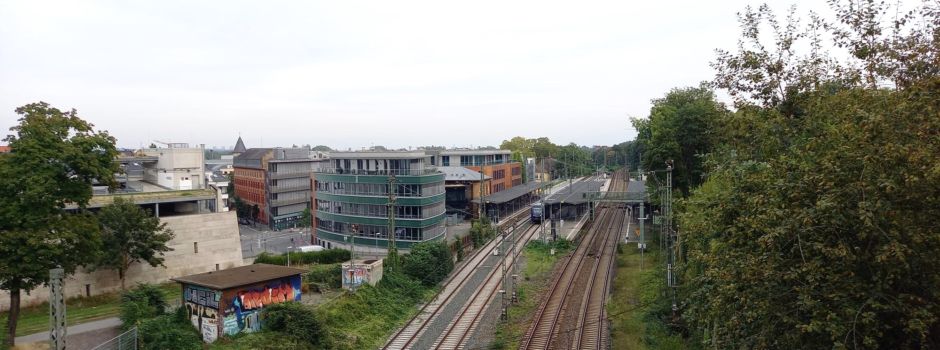 Mann schmiert Hakenkreuz an Bahnhof in Mainz