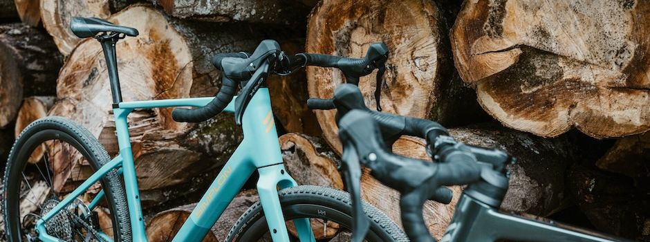 Schnell und kompromisslos: Ultraleichte Bikes — mit und ohne Elektro