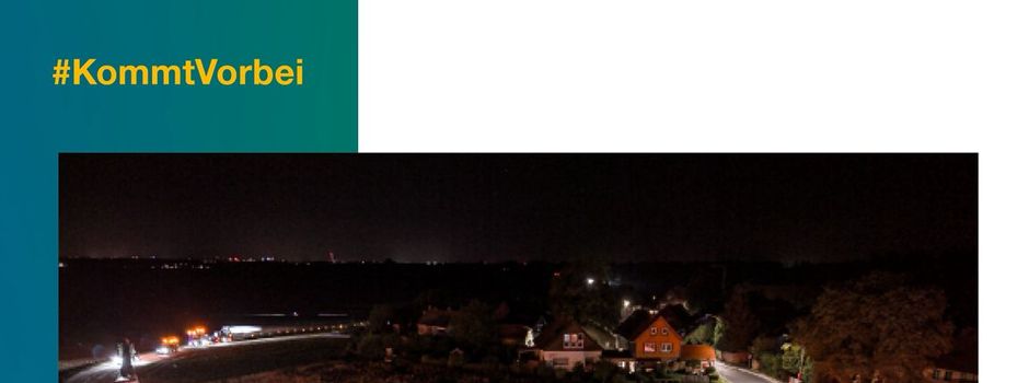 Öffentliche nächtliche Rotorblattanlieferung