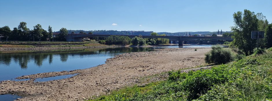 Bildergalerie: Niedrigwasser an Rhein und Mosel in Koblenz