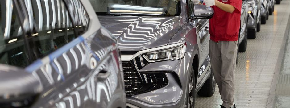 EU-Kommission droht hohe Strafzölle auf E-Autos aus China an