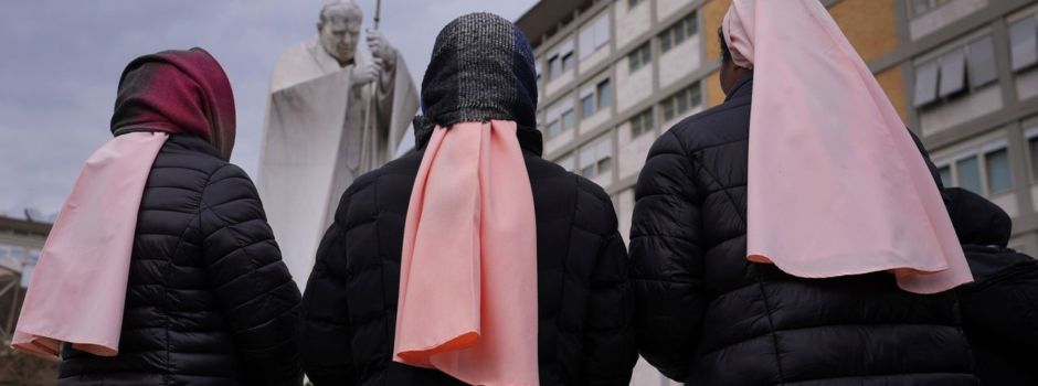 Ruhe im Gemelli - Unruhe im Vatikan