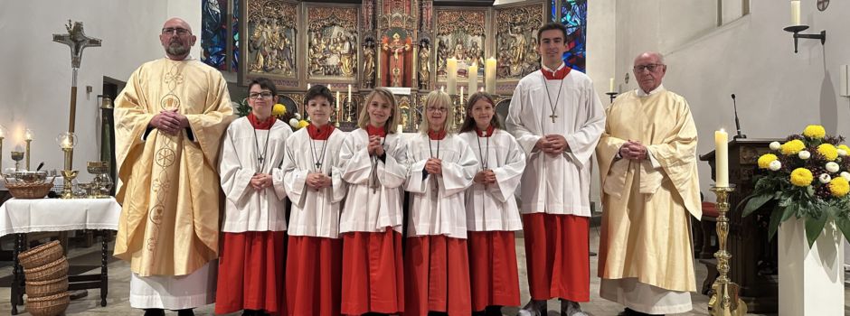 Feierliche Aufnahme der neuen Messdiener in St. Christina Herzebrock