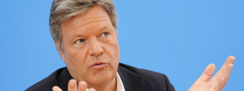 Drittes Jahr in Folge kein Wachstum - Habeck senkt Prognose