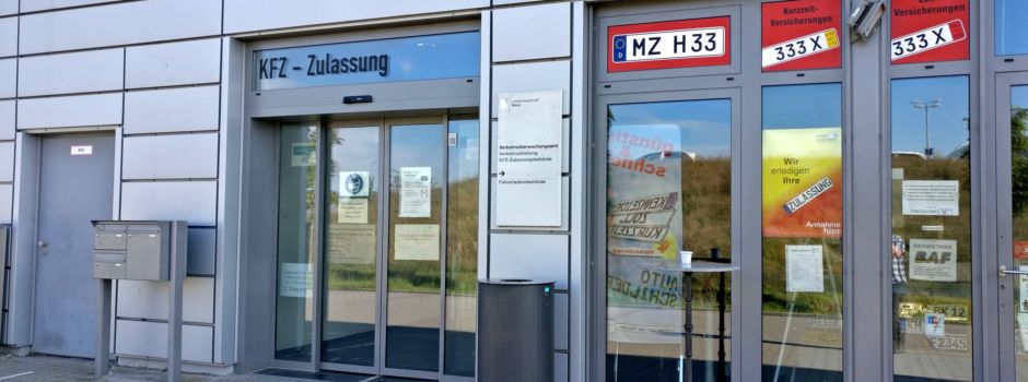 „Zumutung für Kunden“?: Keine Klima-Anlage in Mainzer Zulassungsstelle