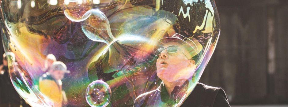 Straßenkünstler sorgen für Aufsehen an Mainzer Ampelkreuzung