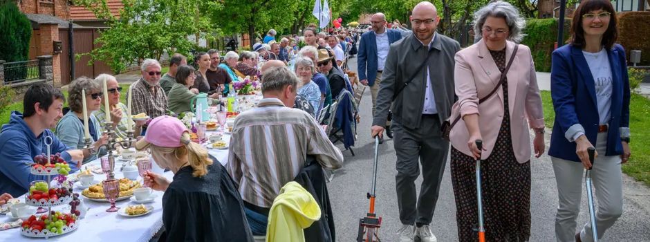 Oderbruch wächst Tisch für Tisch zusammen