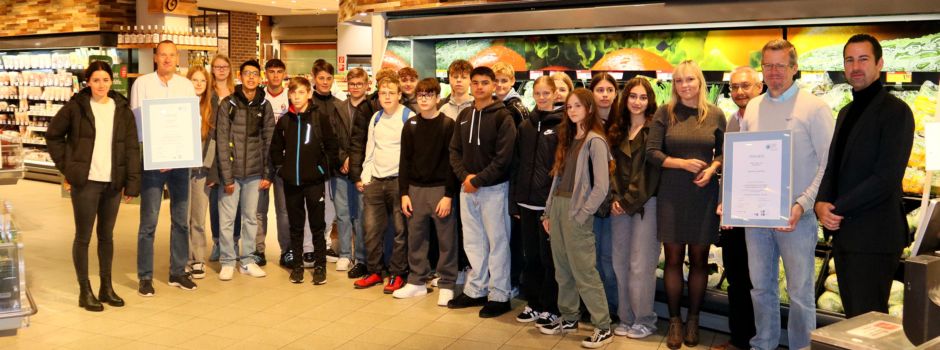 KURS-Partnerschaft besiegelt: Gesamtschule Niederkassel und REWE Schäfer kooperieren