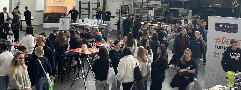 Schulen und Unternehmen im direkten Austausch auf dem 4. Karrieretag in Niederkassel