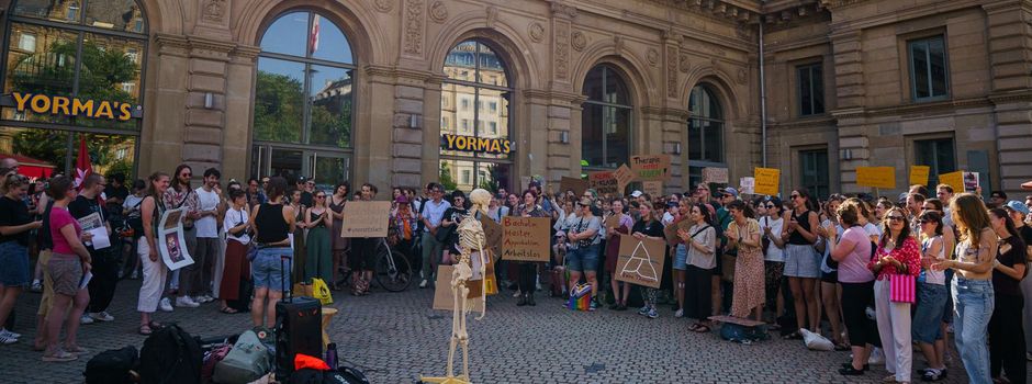 300 Menschen demonstrieren in Mainz für psychotherapeutische Versorgung