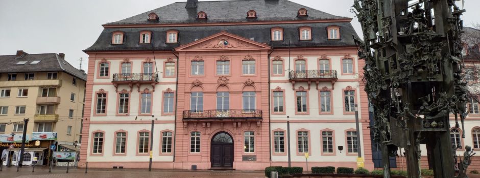 Schillerplatz: Darum darf man weder Essen noch Getränke mitbringen