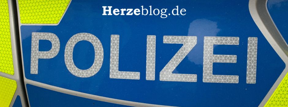 Herzebrock-Clarholz: Unfallfahrer flüchtet zu Fuß von der Unfallstelle