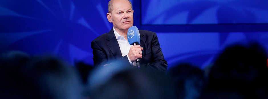 Kanzler will nicht bei Rentnern sparen - FDP mit Forderungen