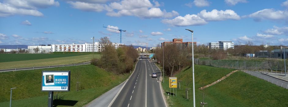 In Gegenverkehr geraten: 86-Jähriger verursacht Unfall mit zwei Verletzten in Mainz