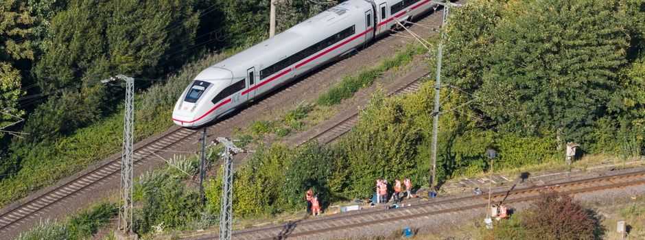 Staatsschutz ermittelt nach Brandstiftung an Bahnstrecke