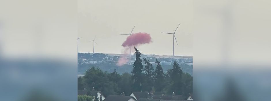 Rätsel um rosa Wolke über dem Rhein bei Wiesbaden