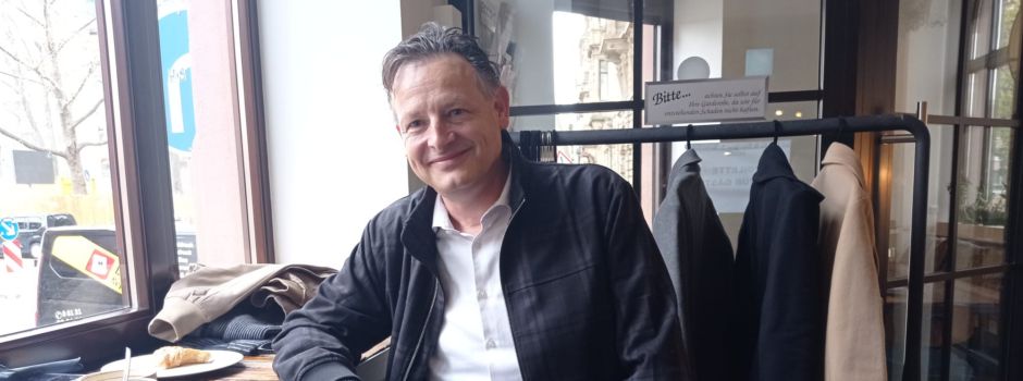 Mord in der Klinik: Mainzer Autor präsentiert neuen Krimi