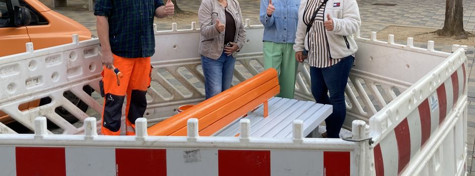 "Orange the world": Geesthacht setzt in Einkaufsstraße Zeichen gegen Gewalt