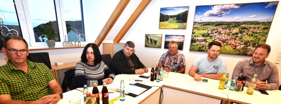 Reger Informations- und Meinungsaustausch beim Jugendforum der Gemeinde