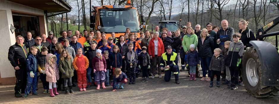 60 „kleine und große“ Helfer