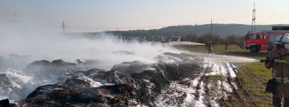 Kreis Mayen-Koblenz: Polizei vermutet Brandstiftung nach Strohballen-Feuer