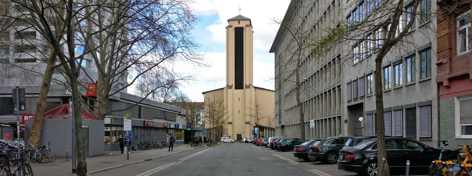 Schranke zu: Parkhaus-Personal stoppt betrunkene Autofahrerin