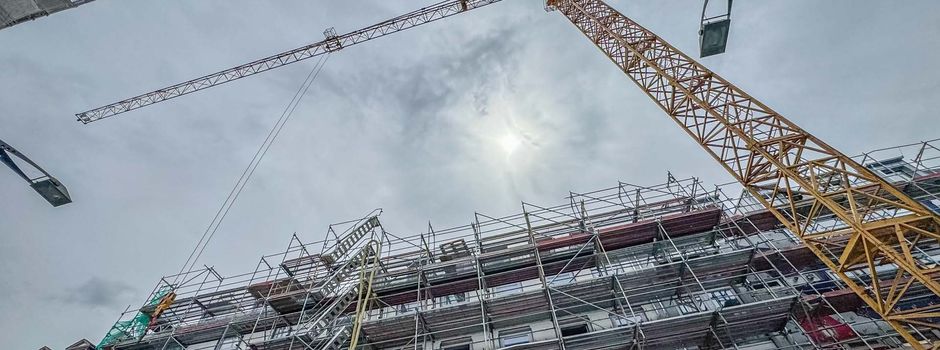 Kranabbau am Stadttheater in Koblenz: Clemensstraße wird voll gesperrt