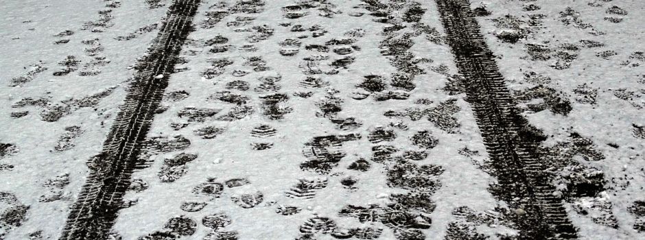 Schnee und Eisregen führen zu Unfällen in der Region Koblenz