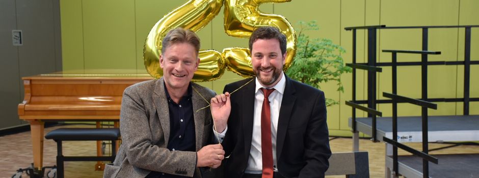 Neue Bank zum 25-jährigen Verschwisterungsjubiläum