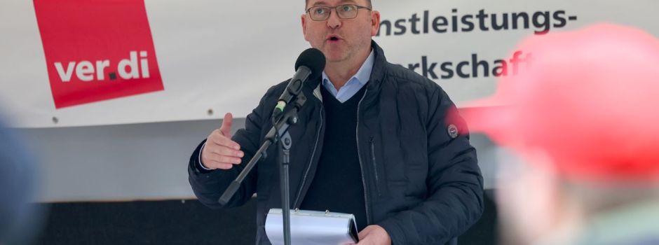 Werneke warnt vor Ende des Acht-Stunden-Tags