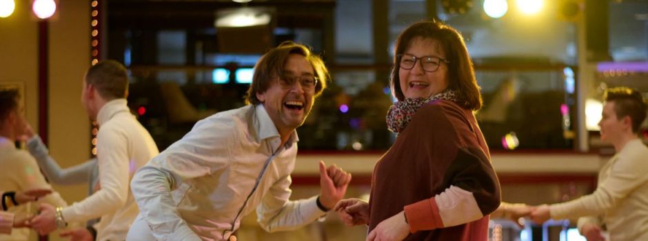 „Tanzen, lachen und a Woische trinke“ mit der Clubtanzschule Willius-Senzer und Wein-Schmitt