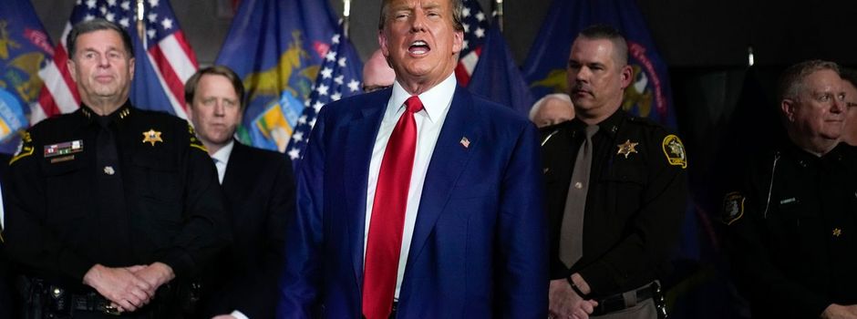 Trump verschärft Hetze gegen Migranten und Biden