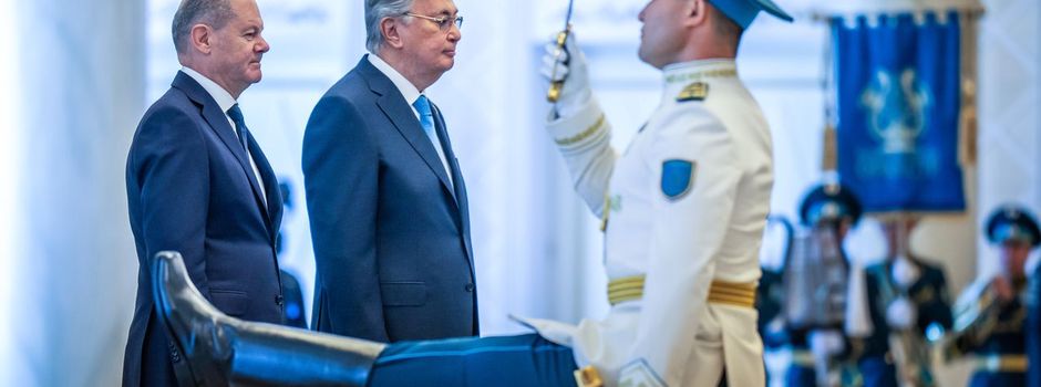 Kasachstans Präsident zu Scholz: Russland ist unbesiegbar