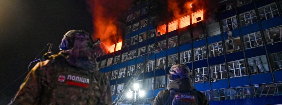 Selenskyj: Mehr als 2.000 Luftangriffe in einer Woche