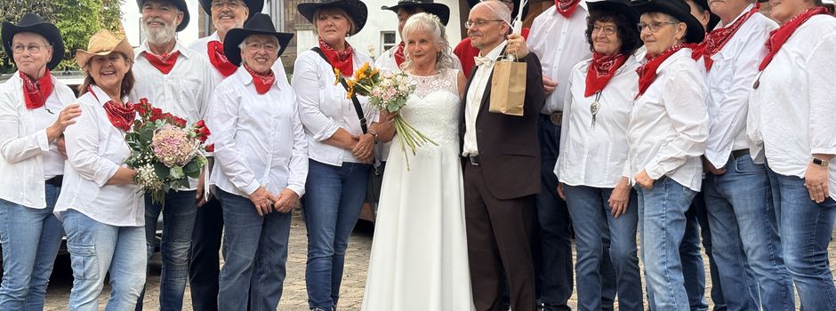Wir gratulieren Martina und Göran herzlich zur standesamtlichen Eheschließung 