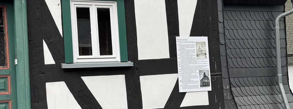 Geschichtliche Hinweisschilder in Waigandshain