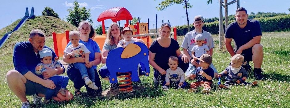 Ausflug der Krabbelgruppe rote Raupe