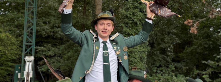 Dennis Hartmann ist neuer Schützenkönig der Schützenbruderschaft Clarholz-Heerde
