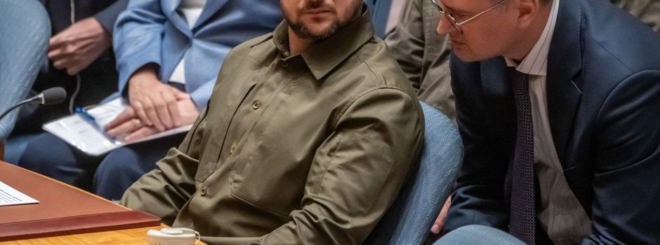 Regierungsumbau und Kämpfe in der Ukraine gehen weiter