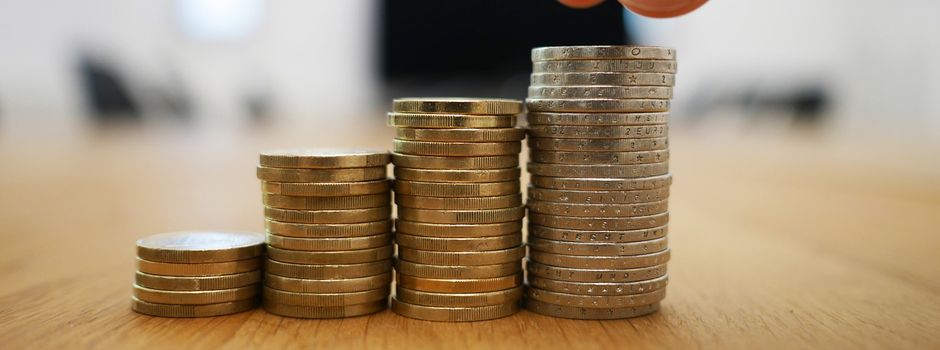 Verkürzte Öffnungszeiten im Bereich Steuern