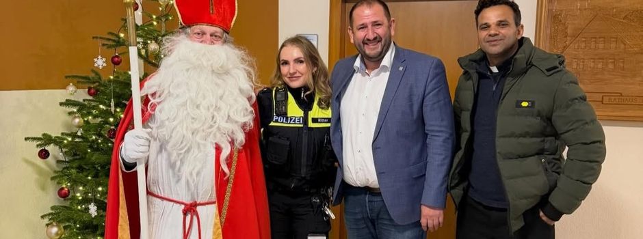 Nikolaus zu Besuch im Rathaus