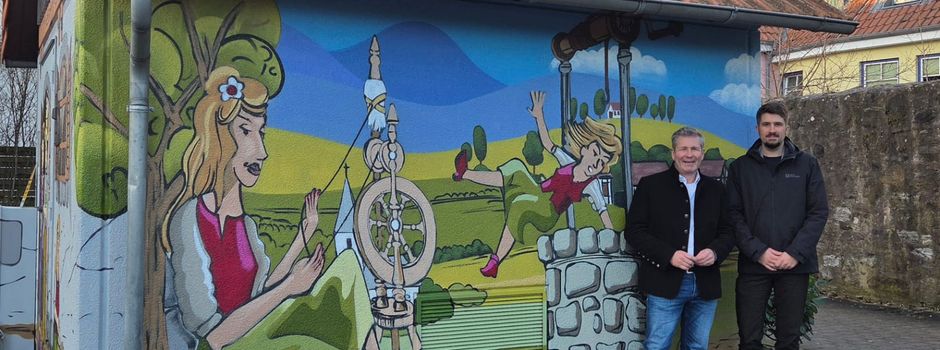 Ortsnetzstation der EAM in Hessisch Lichtenau erstrahlt in neuem Glanz