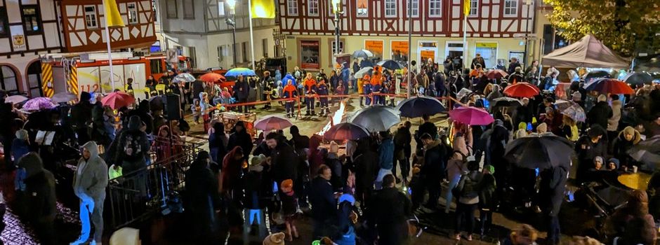 Oppenheim leuchtet: Großer Martinsumzug durch die Altstadt