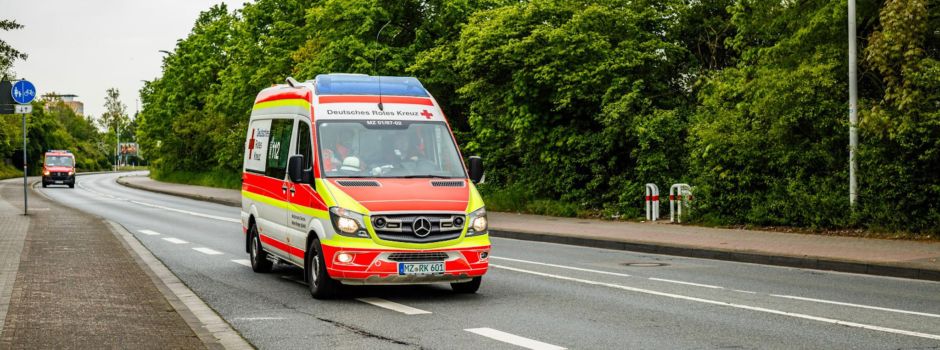 Medizinischer Notfall: Mann nach Allein-Unfall in Mainz verstorben
