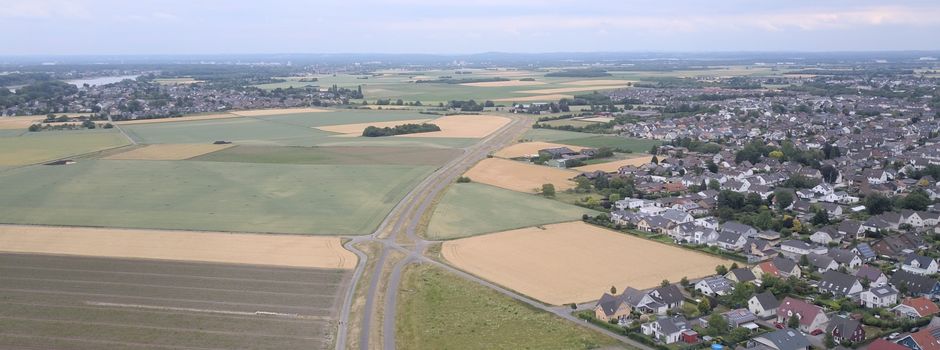 Schild schafft Konflikt zwischen Radfahrern und Fußgängern in Rheidt: Ein Appell für Fußgängerschutz